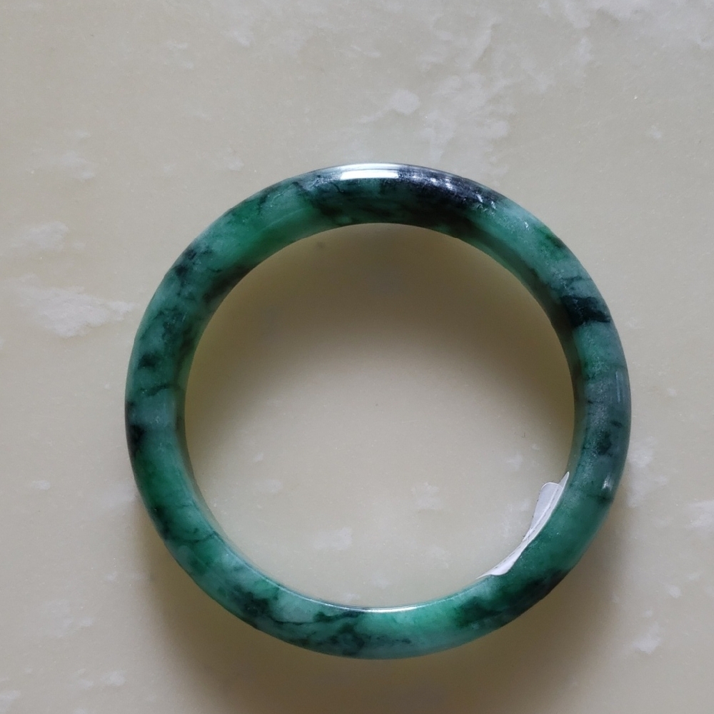 Green and Black Jade Jadeite Stone Bangle 58mm